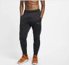 Nike Therma FIT Trainingsbroek met taps toelopend design voor heren Zwart online kopen
