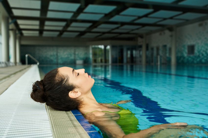 Hoe kan zwemmen bijdragen aan fysiotherapie?